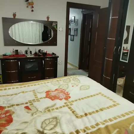 Uruc Ev *